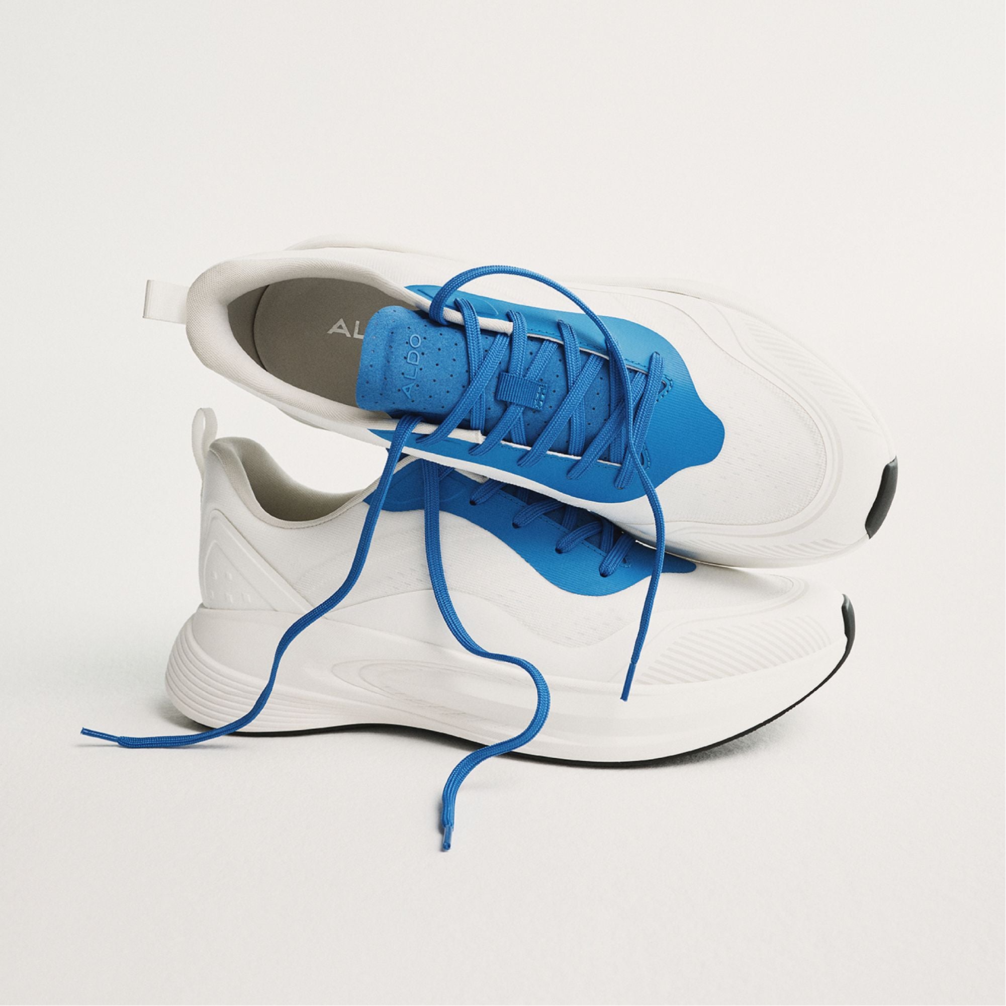 Pillowsnkr-m - Image 10
